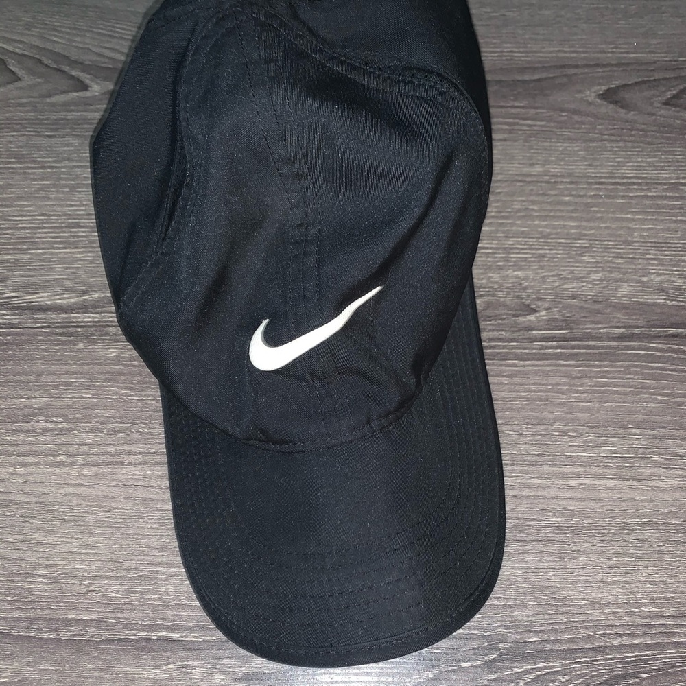 Nike Featherlite Dri-fit Baseball Cap